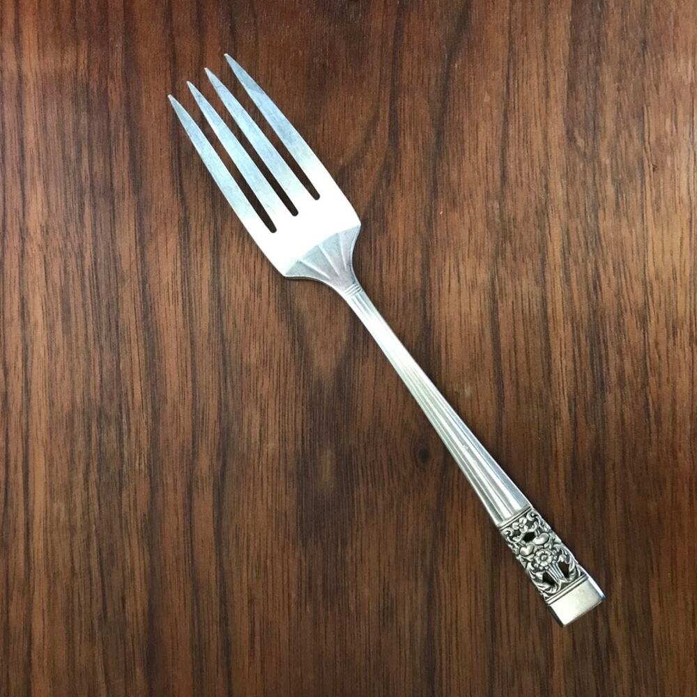 Oneida Community Silverplate CORONATION 1936 Salad Fork - Replacement Fork